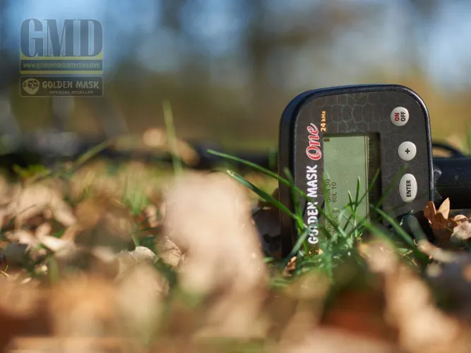 Golden Mask One 15 ve 24 khz