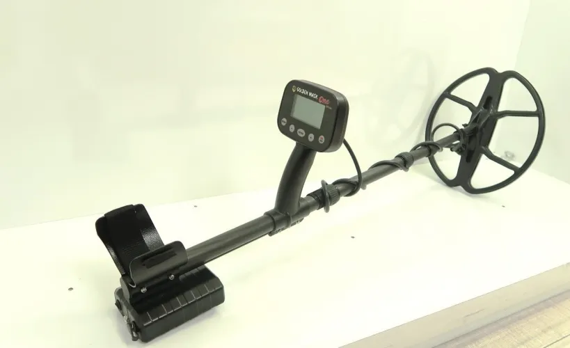 Golden Mask One 15 ve 24 khz